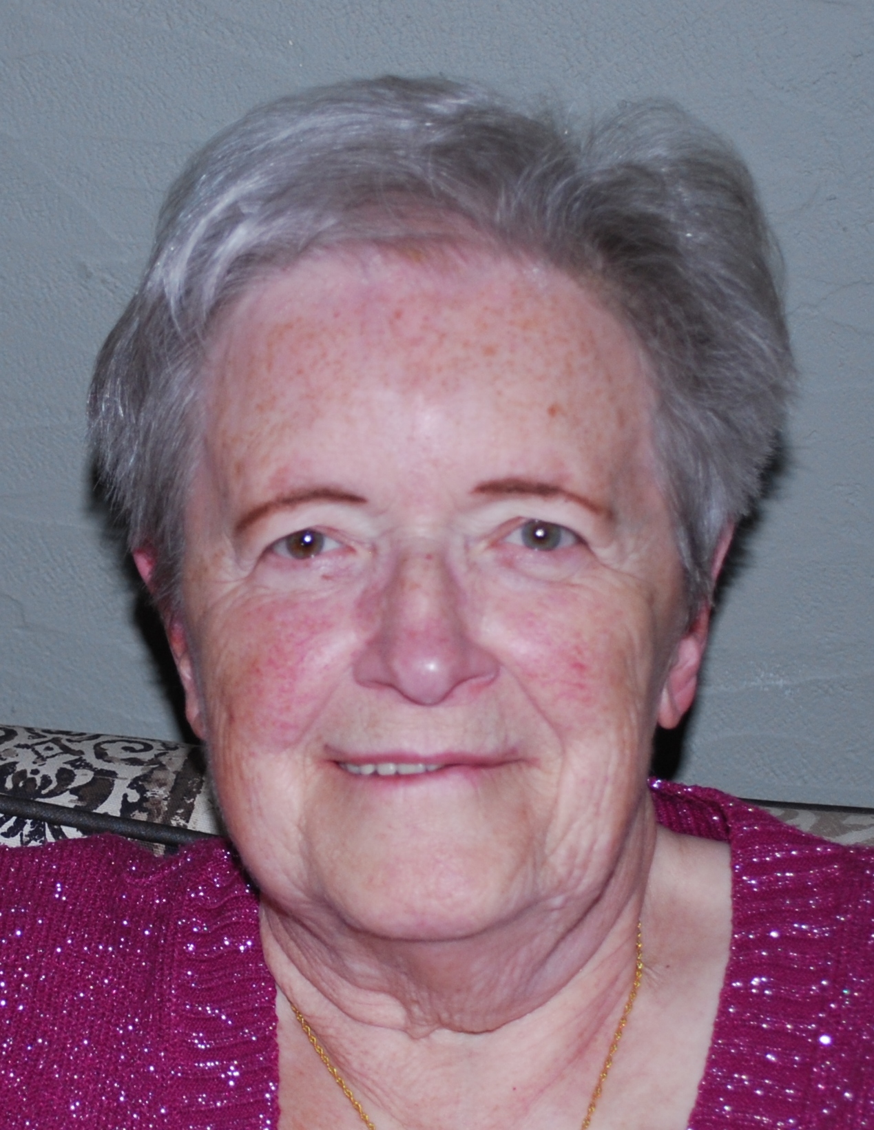 Julienne DEBUE